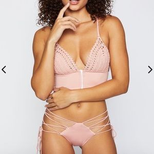 Frankie’s bikini set